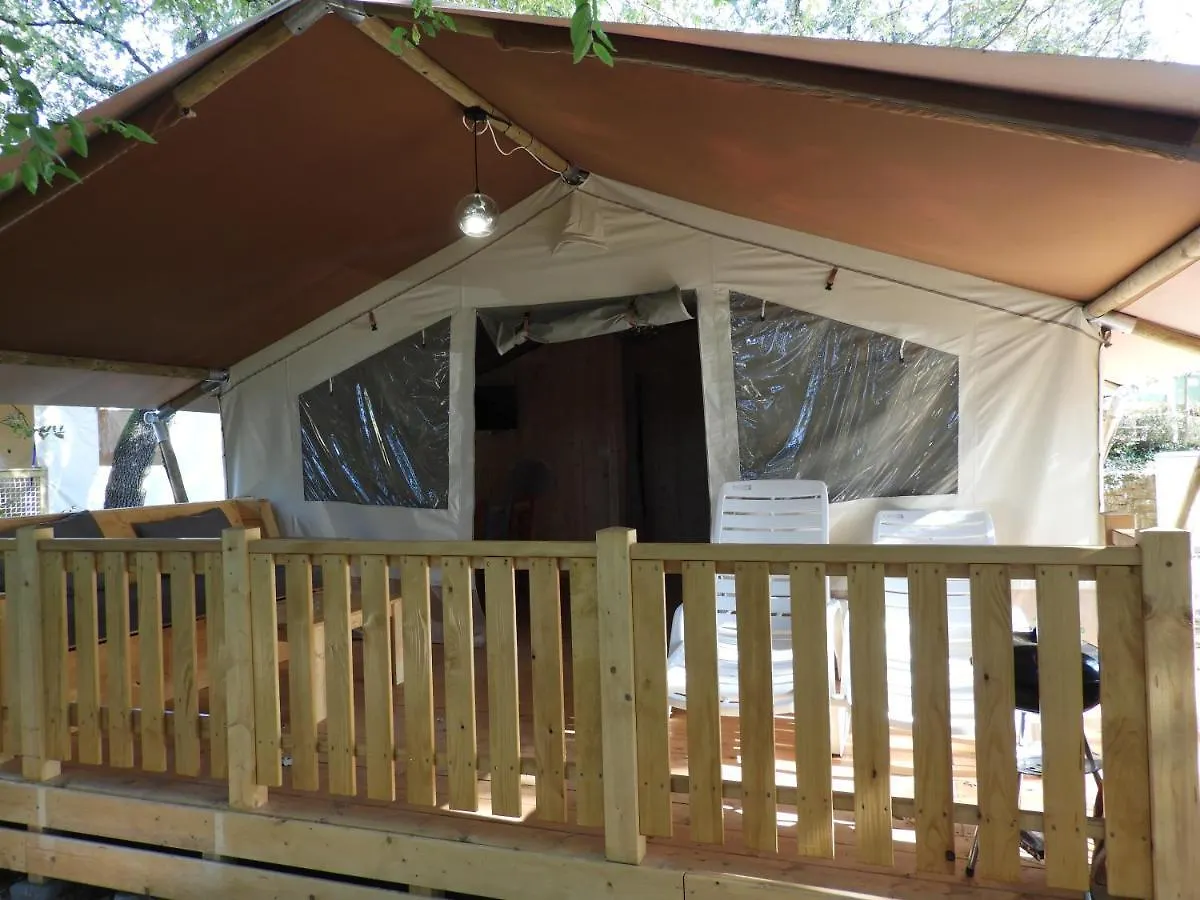 Роскошный шатер Drago Tours Lodge Tent Safari Joy, Lanterna Пореч Хорватия